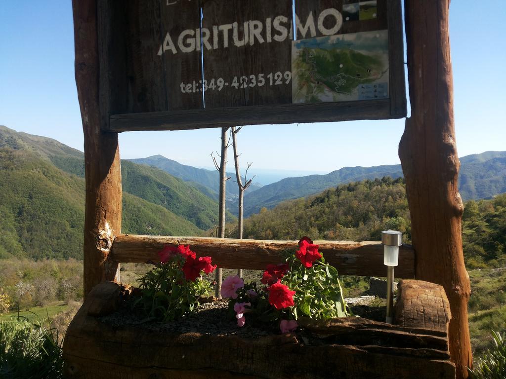 Agriturismo La Fontana Dell'Olmo Hotel Molini di Triora Buitenkant foto